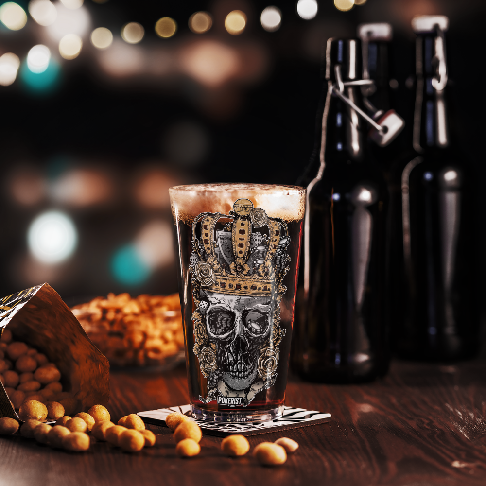 Skull Crown - Shaker pint glass